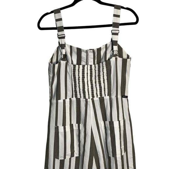 RVCA Striped Button Front Jumpsuit Women’s Size L 12 Adjustable Straps Pockets - Picture 4 of 7